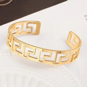 New 18k Gold Bar Bracelet for Women Simple Delicate Cuff Bangle Bracelet